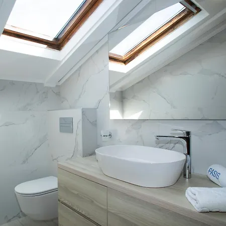 Gostinjska kuća Pasis 4*